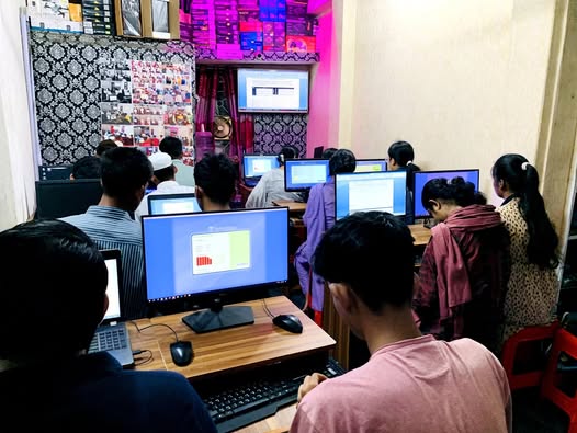নতুন ব্যাচে এডমিশন চলছে